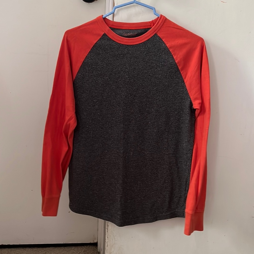 Cat and Jack boys long sleeve tee
